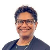 Donna Ramos-Johnson Headshot
