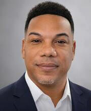 headshot of zevlin staten